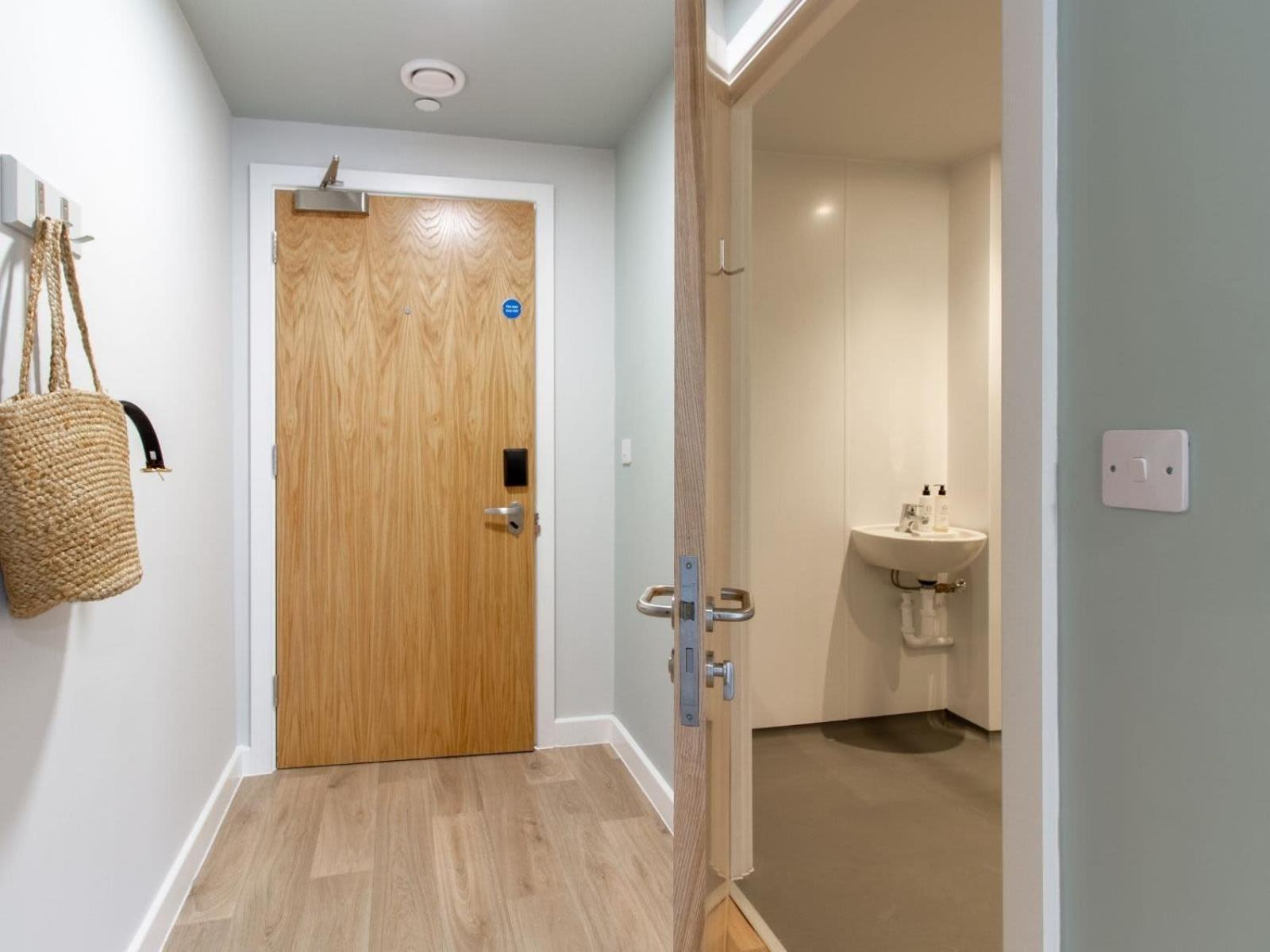 For Students Only - The Refinery In Leeds Apartment Exterior photo